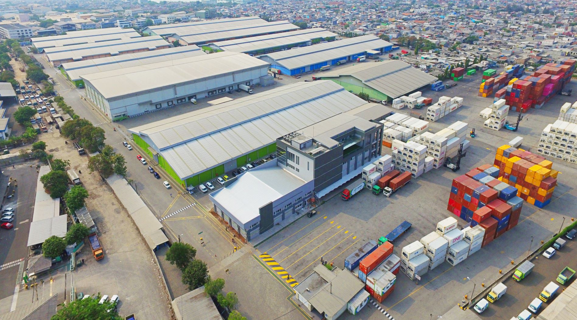 Logistics Solution - Dunia Express Transindo | Warehouse ...